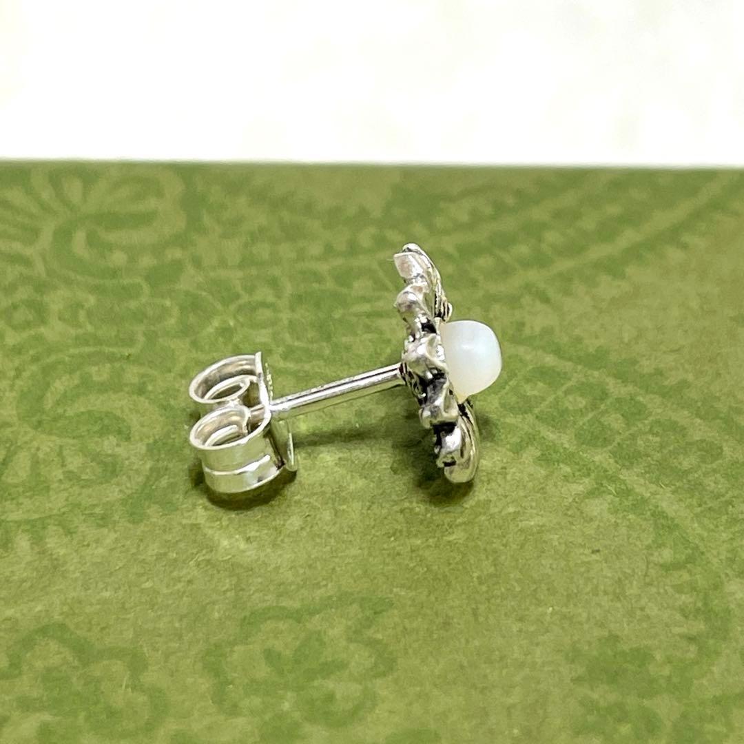 【極美品】グッチ　フラワーモチーフピアス片耳　メンズ/レディース　925