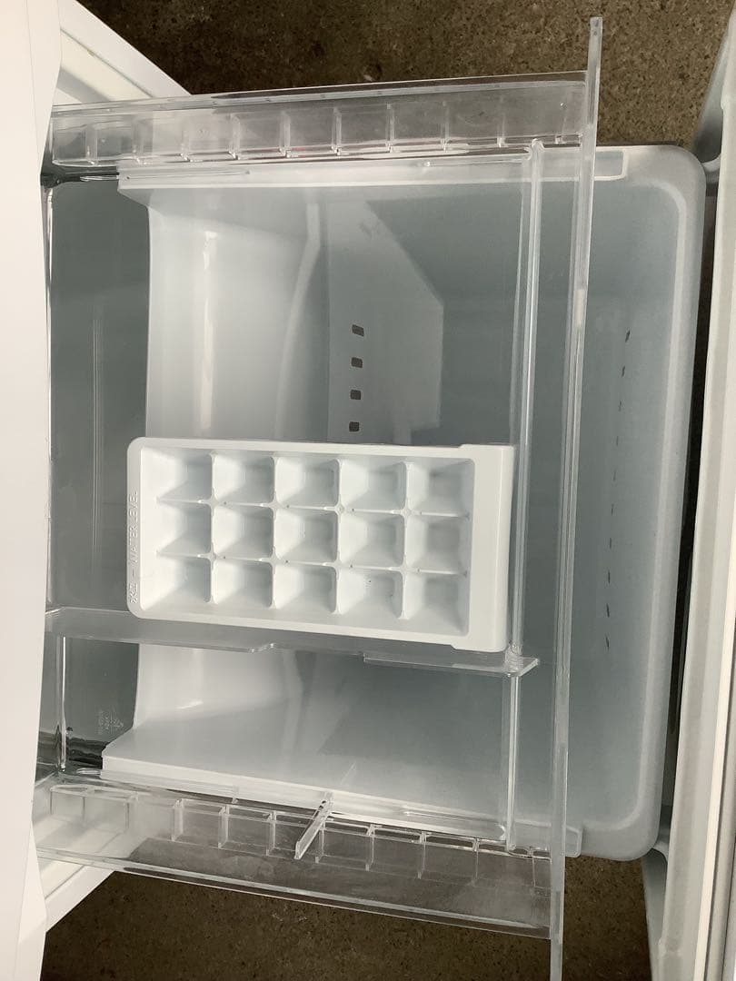 東芝 2ドア冷凍冷蔵庫 GR-T15BS(W) 2021年製