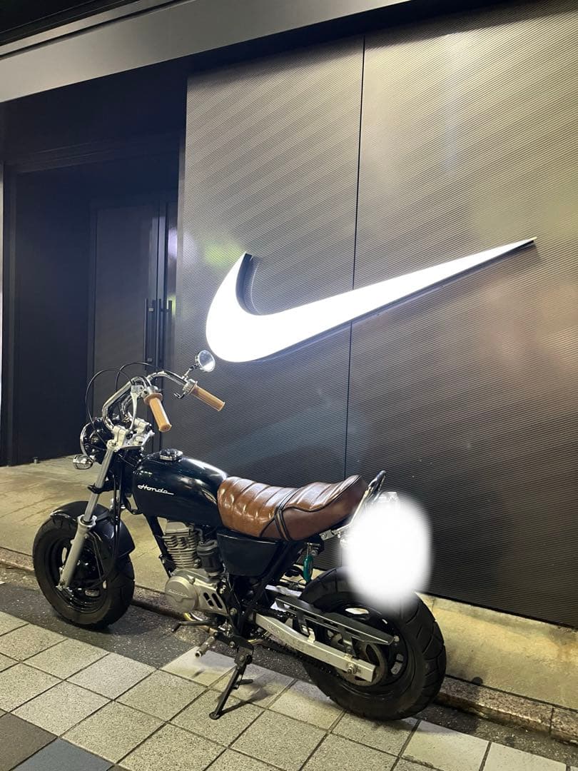 送料無料☆新品☆エイプ50用あんこ抜きタックロールシート☆全年式対応☆