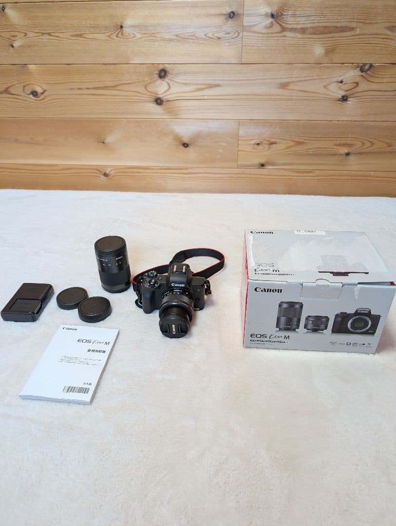 【Canon】EOS Kiss M ダブルズームキット