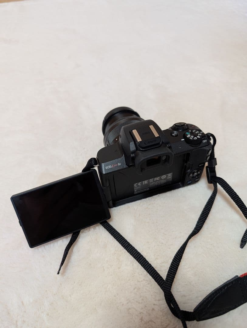 【Canon】EOS Kiss M ダブルズームキット