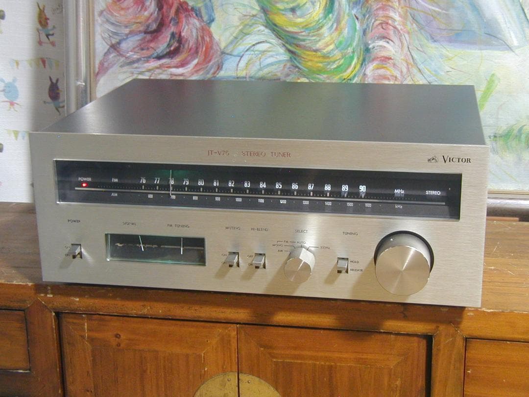 ★ビクター　VICTOR JT-V75 FM/AMチューナー。￥47,800良好