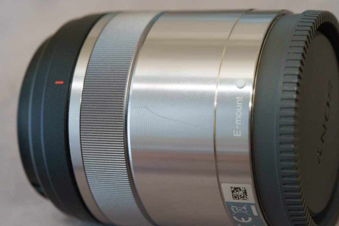 SONY E 30mm F3.5 Macro レンズ