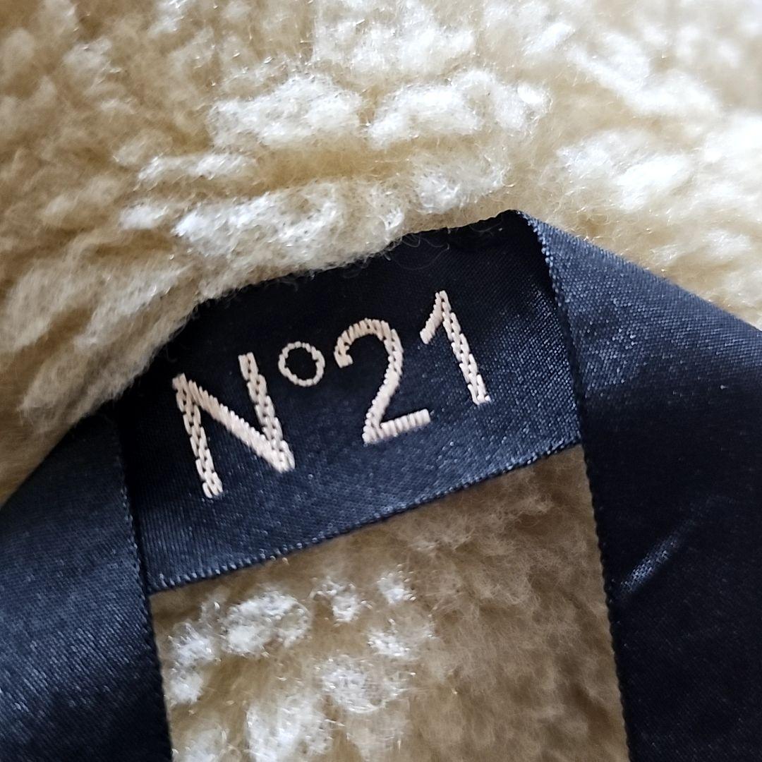 N˚21 ヌメロヴェントゥーノ フェイクムートンロゴプリントジャケット ベージュ