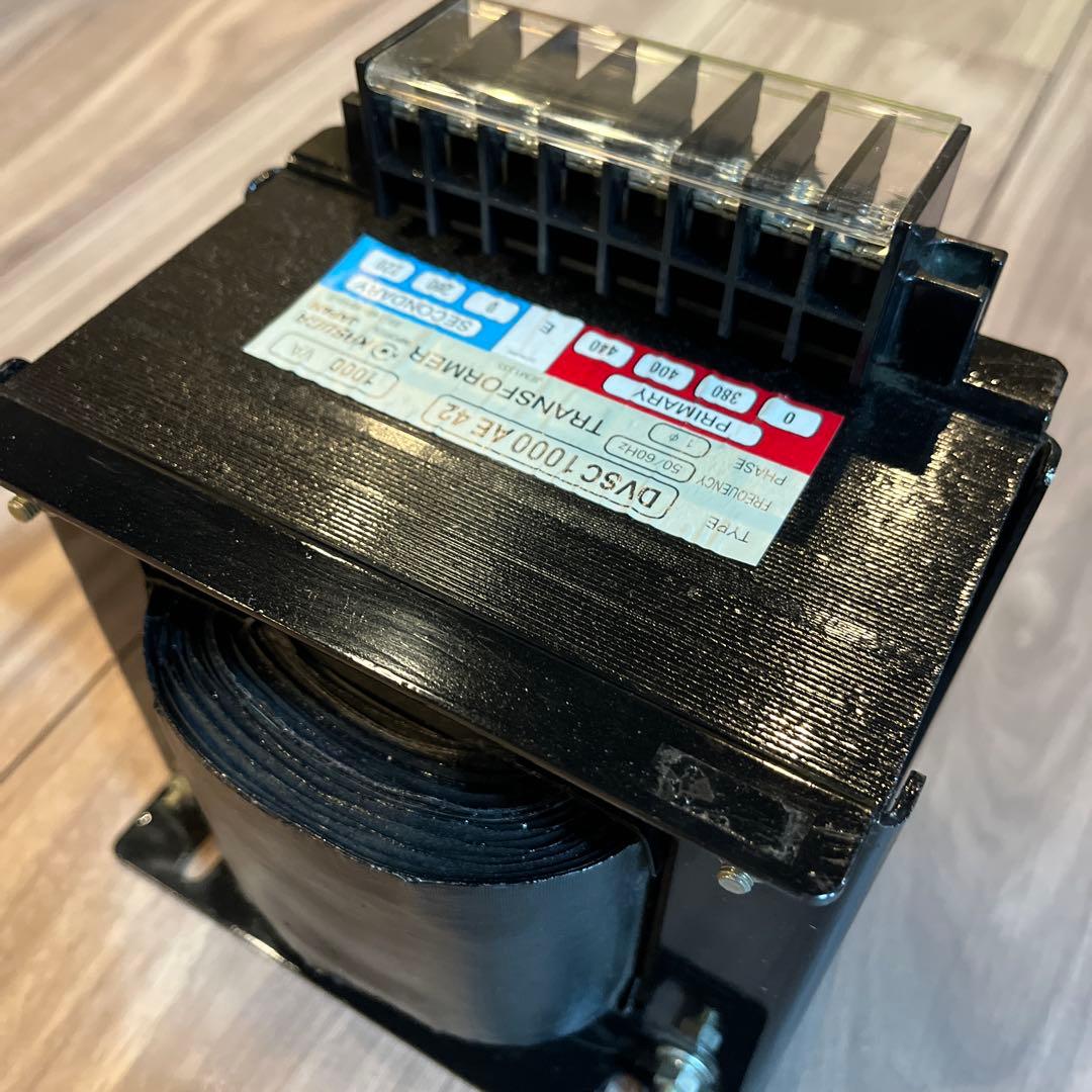 変圧器 ダウントランス 400Vから200V DVSC1000AE42