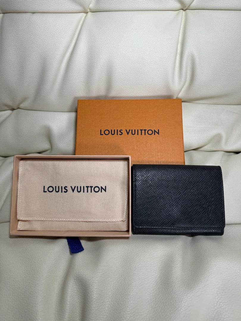 LOUIS VUITTON タイガ名刺入れ