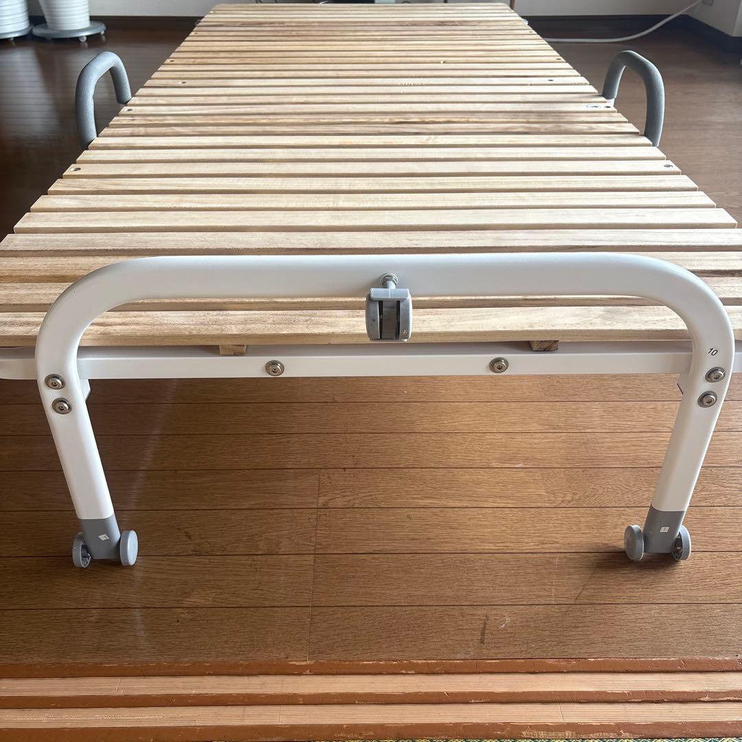 折りたたみベッド キャスター付き　ニトリ　シングル