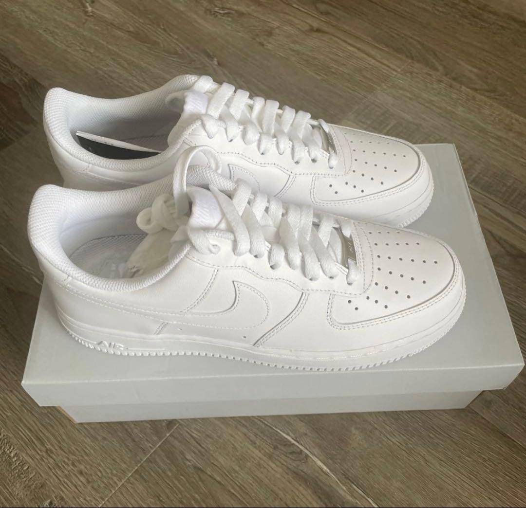 ナイキ 新品未使用 エアフォース 1 '07(ホワイト/26.5cm)