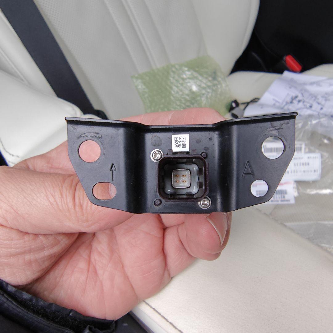 ヴェルファイア30 フロントグリルカメラ　 86790-58280