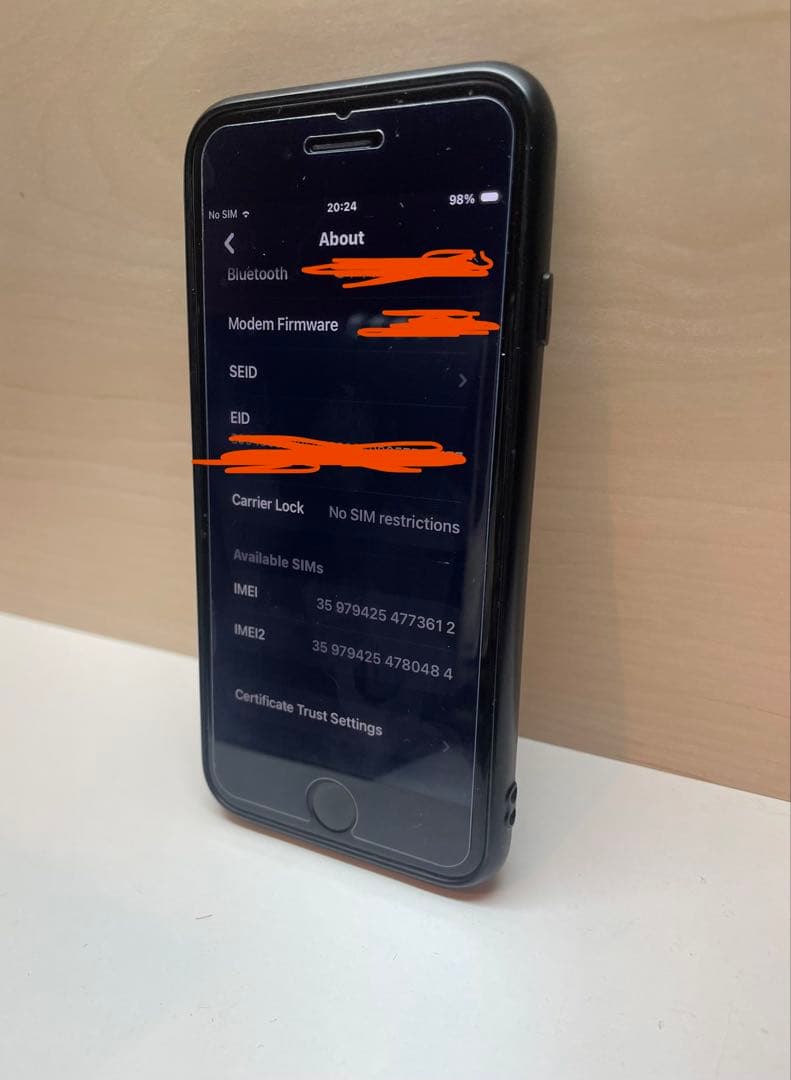 iPhone SE 第2世代　64GB ブラックSE2 バッテリー100%