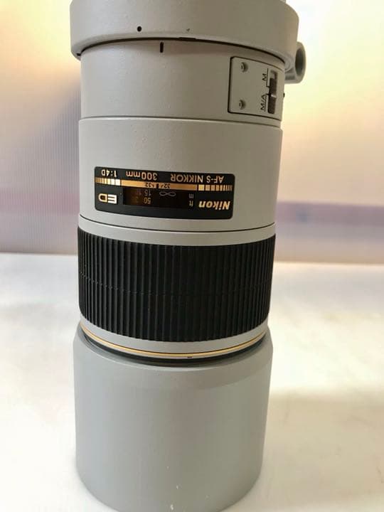 AF-S Nikkor 300mm f/4D ライトグレー