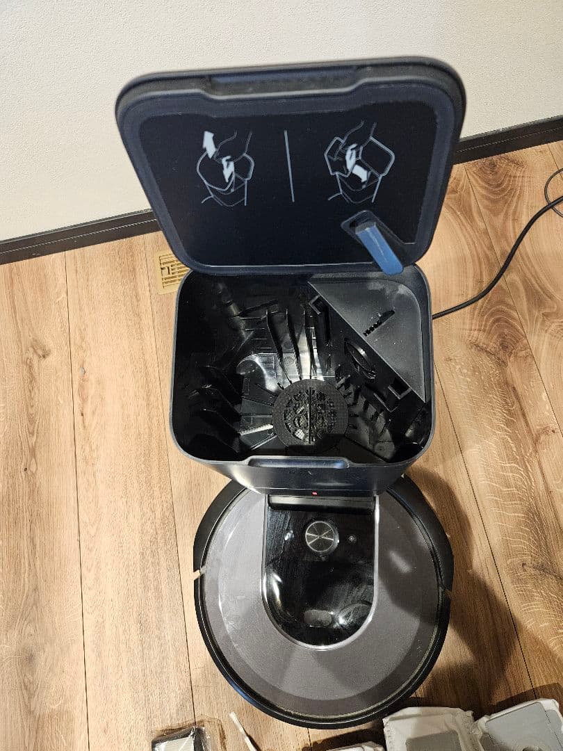 Roomba ルンバ　i7+