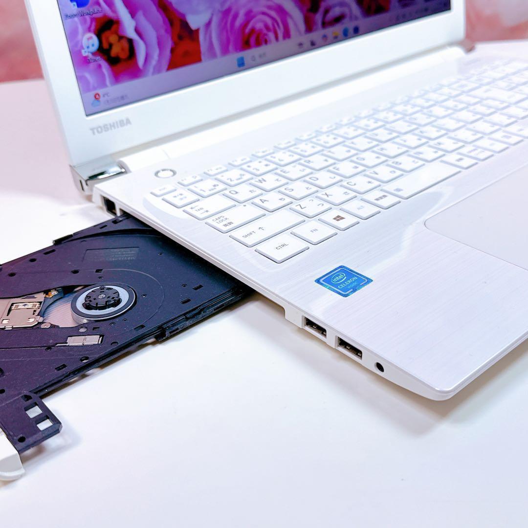 美品✨ 新品SSD✨ノートパソコン windows11✨カメラ✨オフィス 薄型