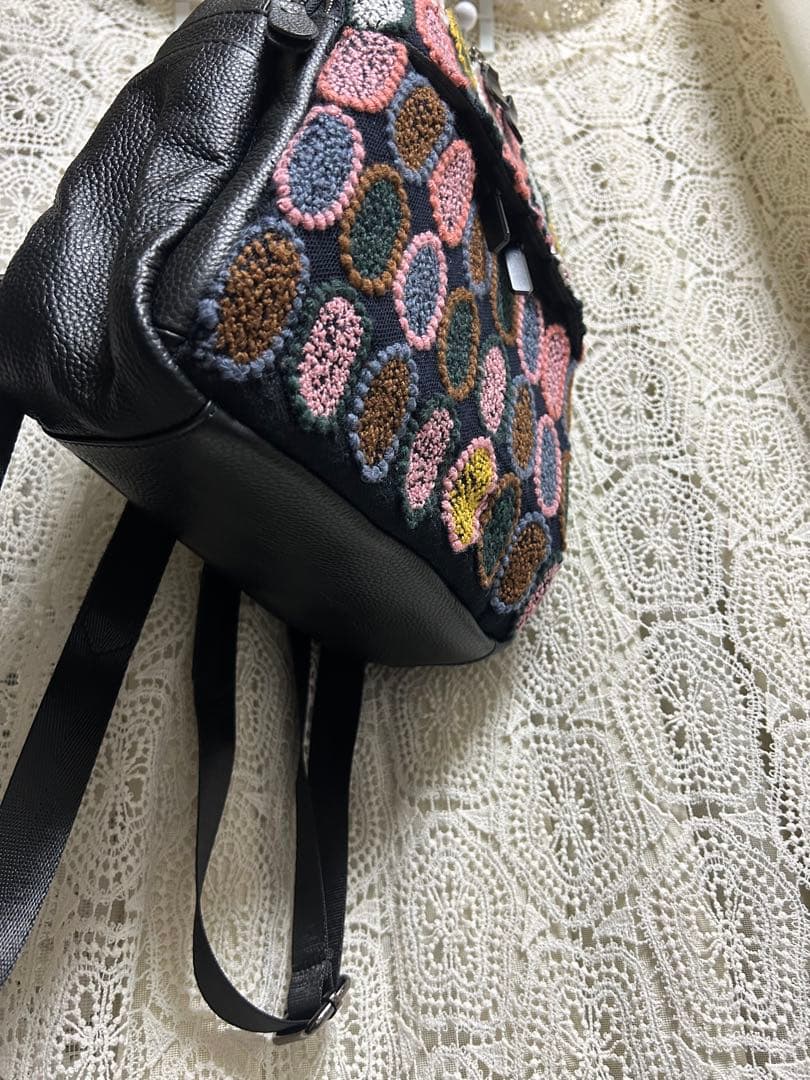 50917Aミナペルホネンハーフハンドメイド本革リュック