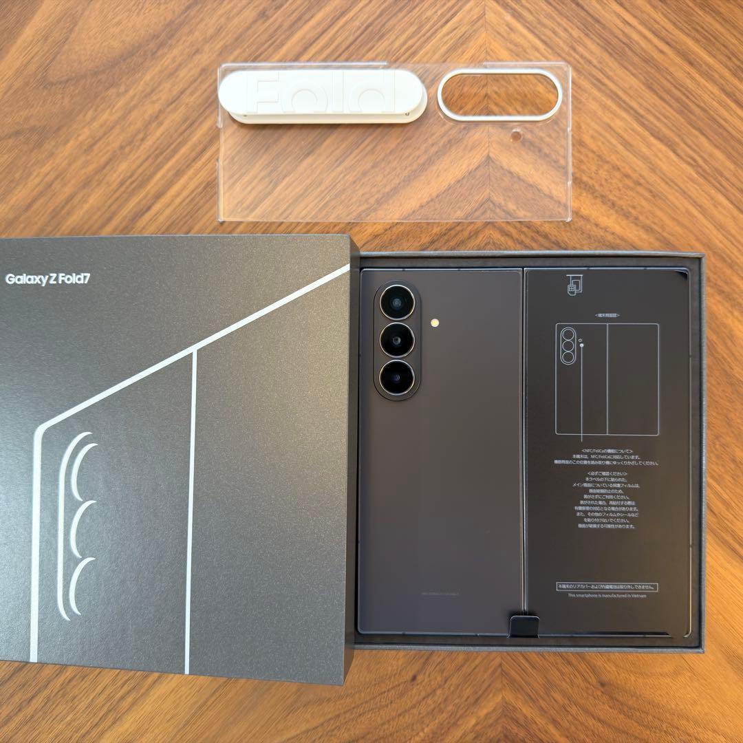 【新品同様】【国内版】Samsung Galaxy Z Fold 7 256GB
