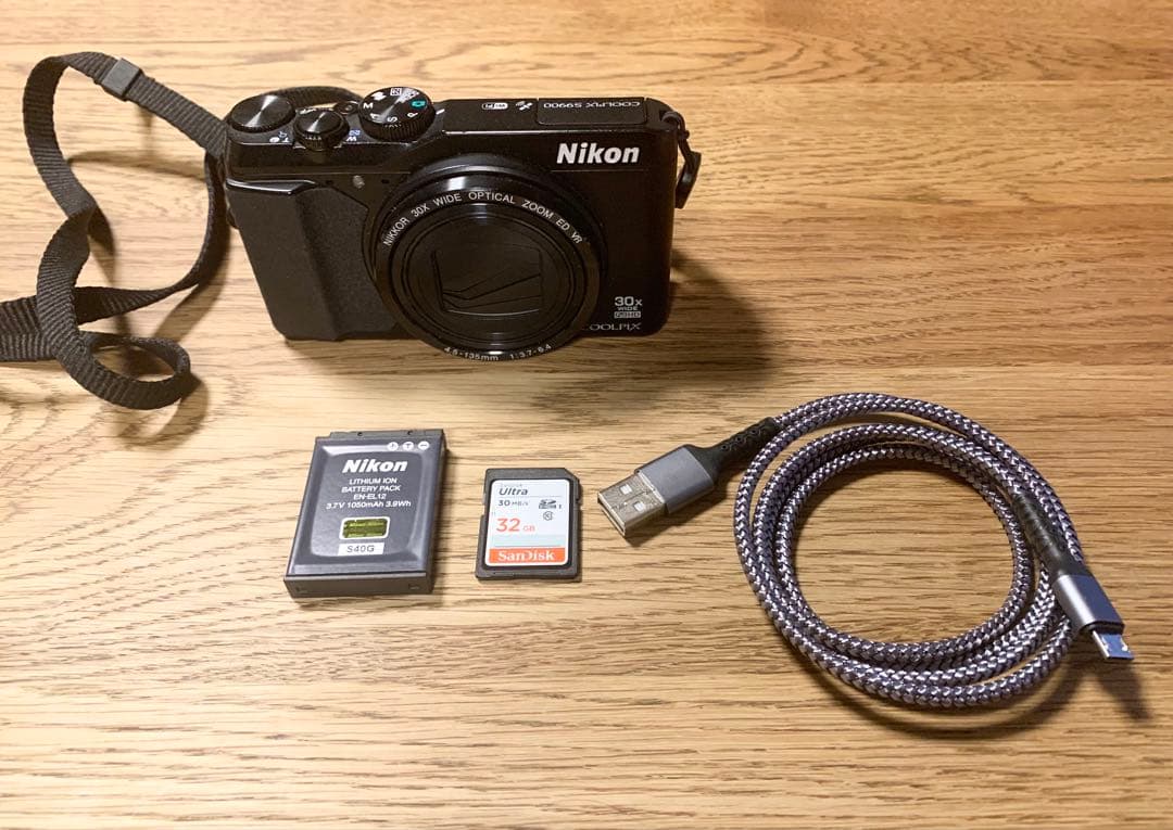 Nikon COOLPIX S9900 デジタルカメラ ブラック色