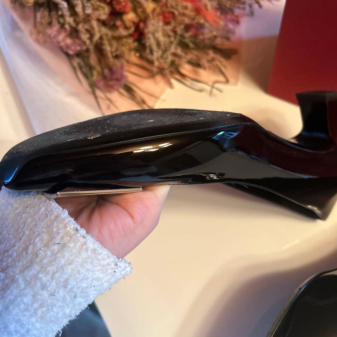 roger vlvier エナメルヒール