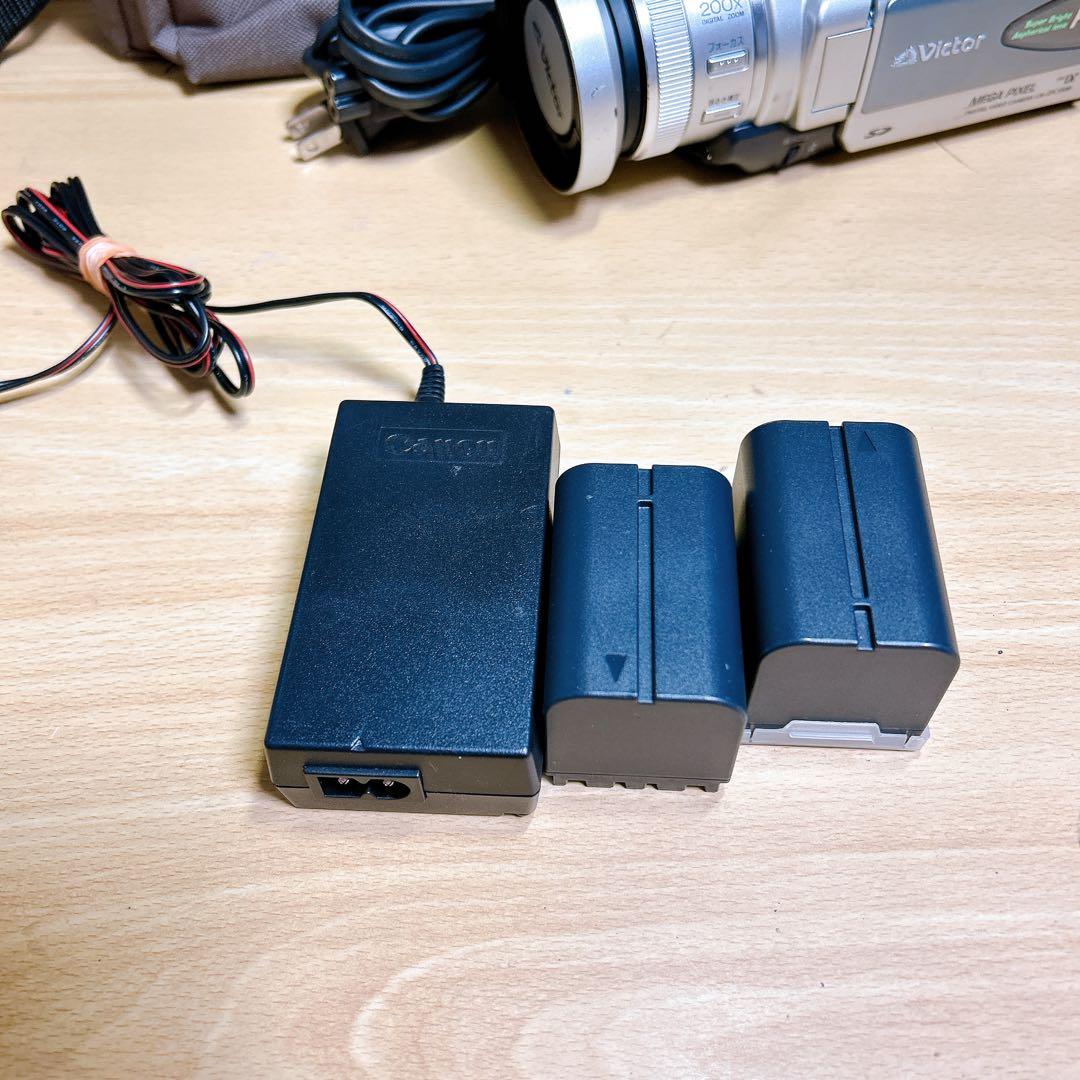 miniDVのダビングにオススメ！Victor ビデオカメラ GR-DV3500