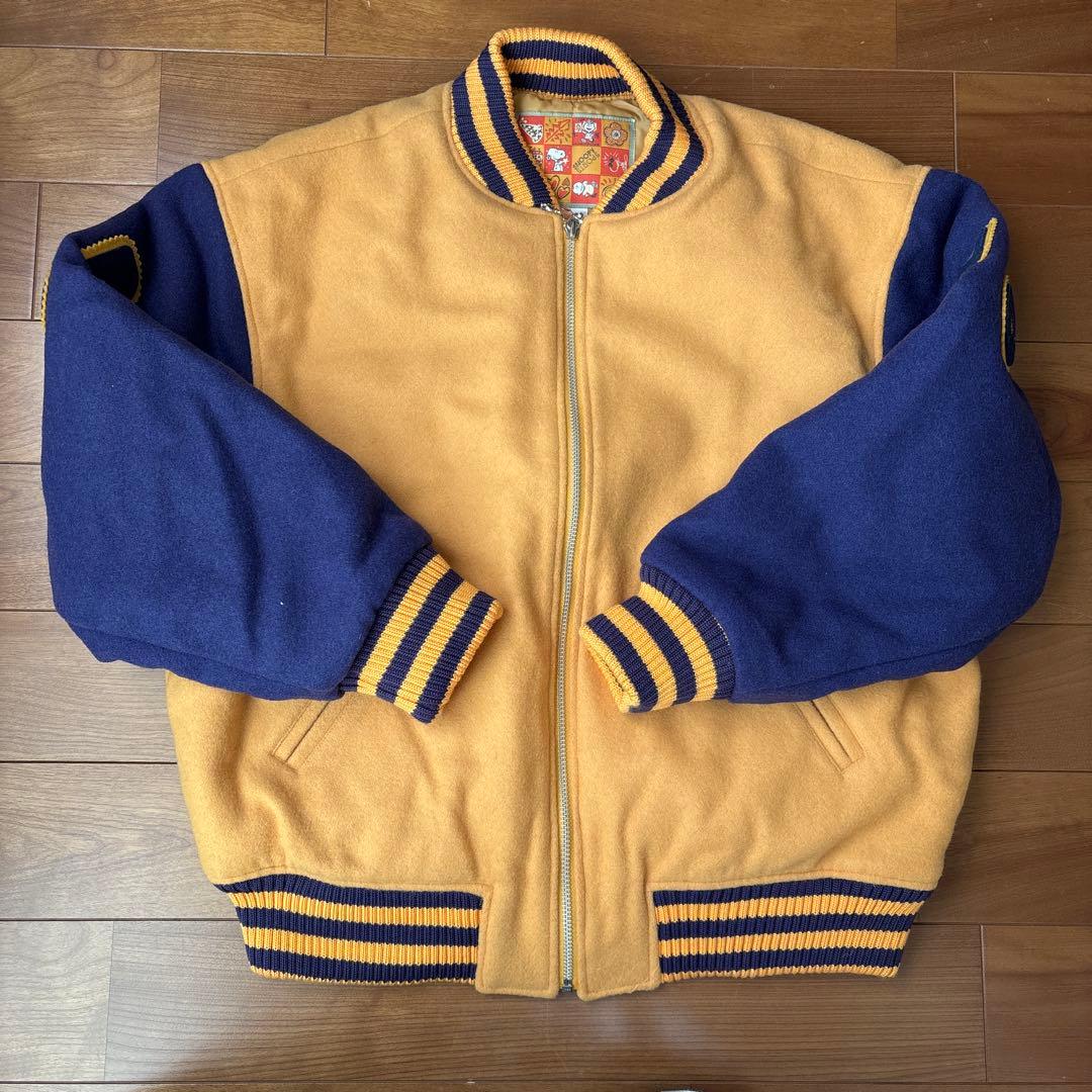 スヌーピー刺繍スタジャン