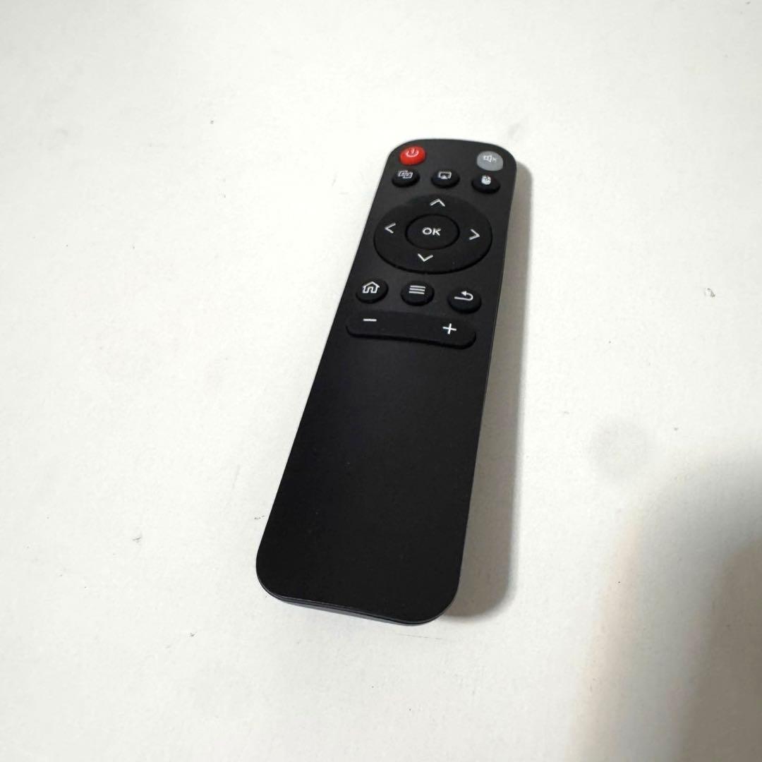 美品！UENO-mono ミニスマートプロジェクター KABENI