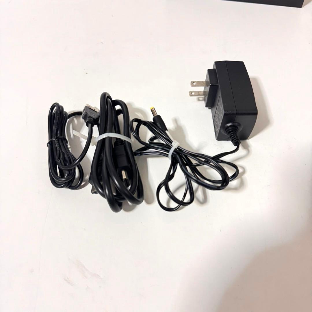 美品！UENO-mono ミニスマートプロジェクター KABENI