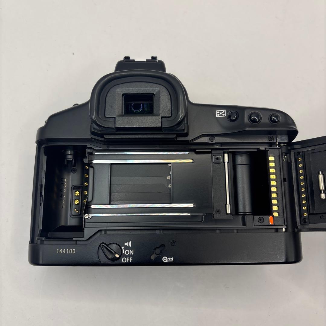 フィルムカメラ Canon EOS-1V