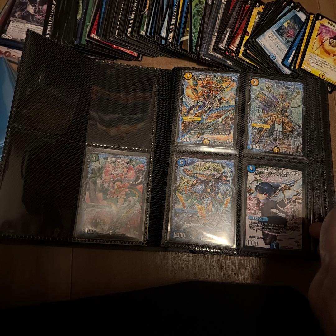 デュエルマスターズ 引退品　デッキ　スリーブ　バインダー付き