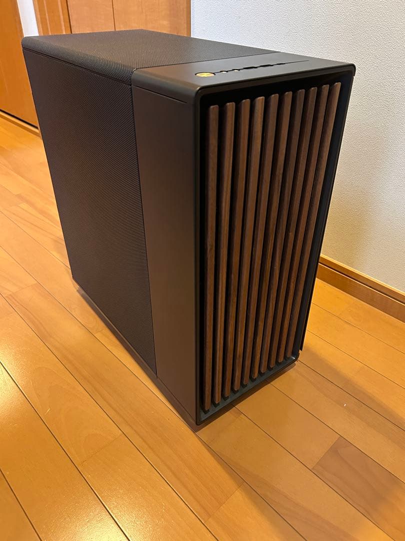 Fractal Design North Charcoal Black メッシュ