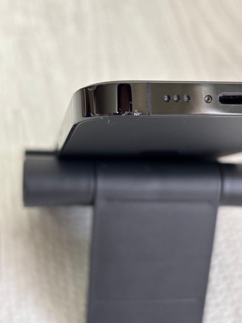 美品Apple iPhone 14 Pro 256GBスペースブラック