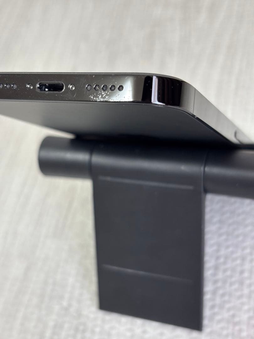 美品Apple iPhone 14 Pro 256GBスペースブラック