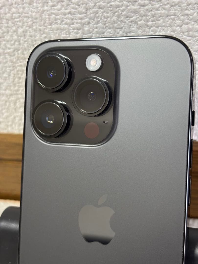 美品Apple iPhone 14 Pro 256GBスペースブラック