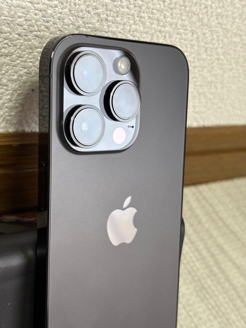 美品Apple iPhone 14 Pro 256GBスペースブラック