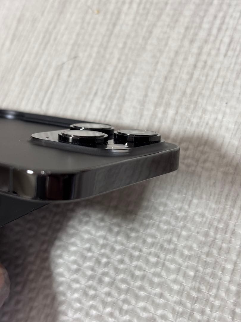 美品Apple iPhone 14 Pro 256GBスペースブラック