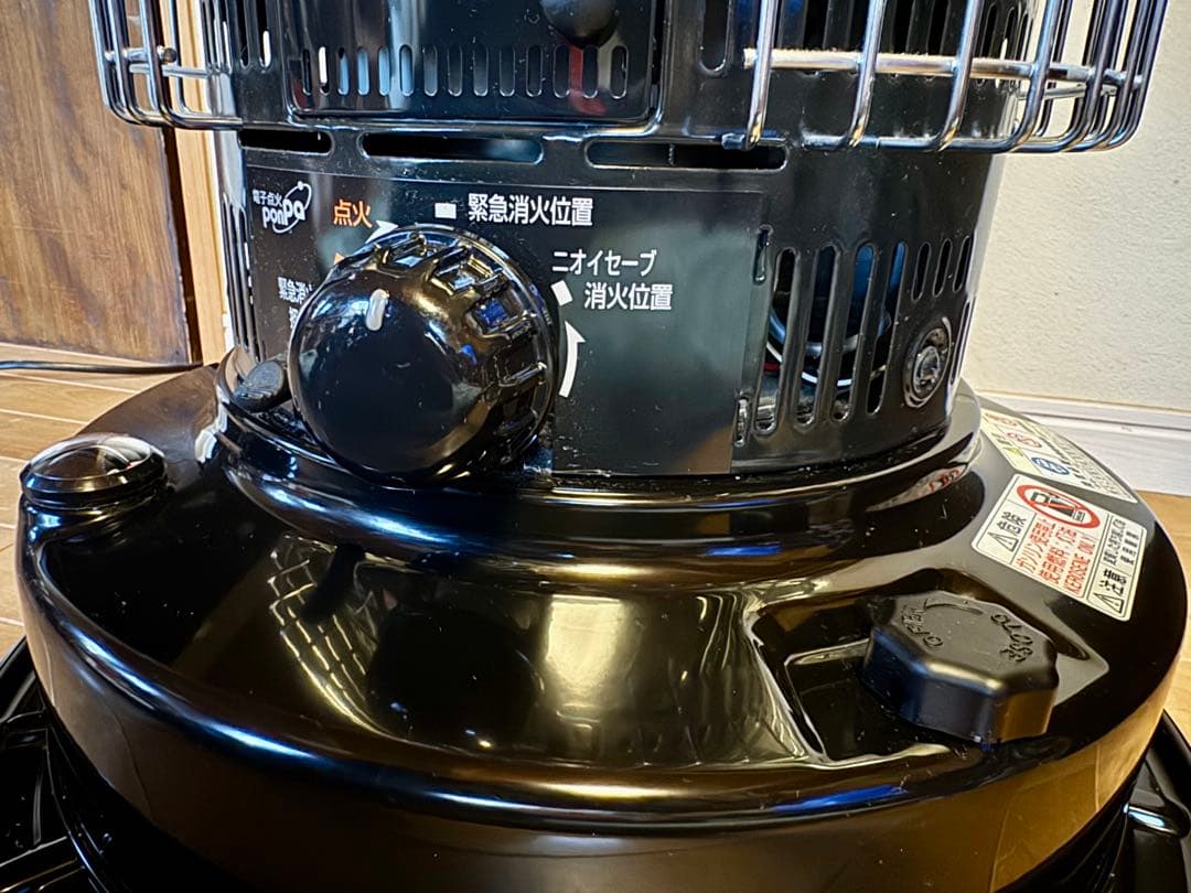 【美品】TOYOTOMI 石油ストーブ KS-67H（黒）