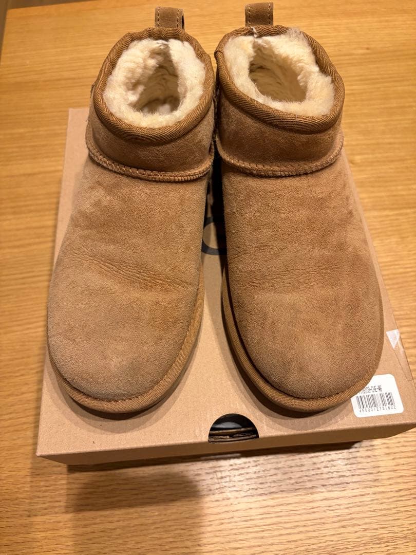 UGG ウルトラミニ