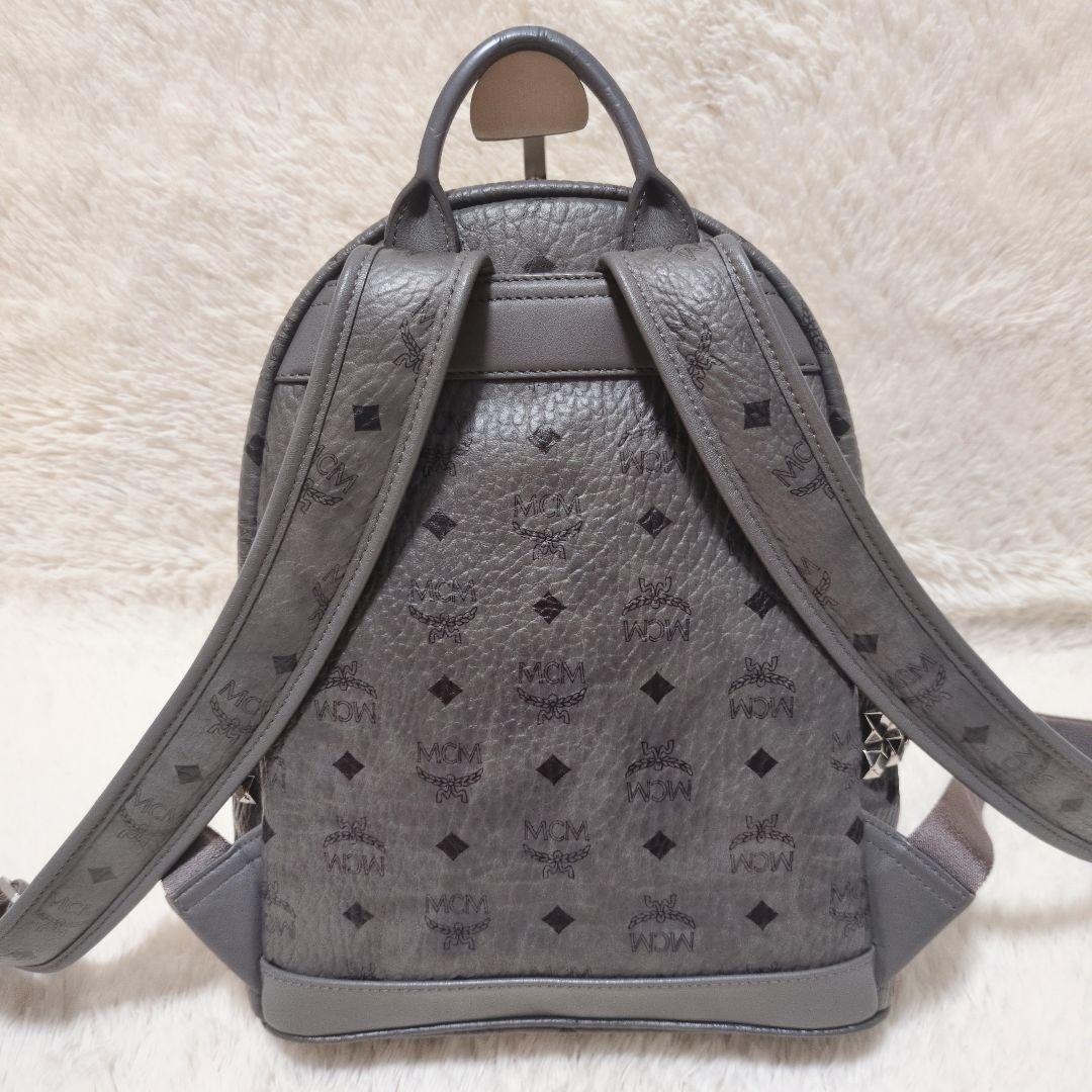【あ】MCM リュックサック ヴィセトス スタッズ レザー グレー 地雷系