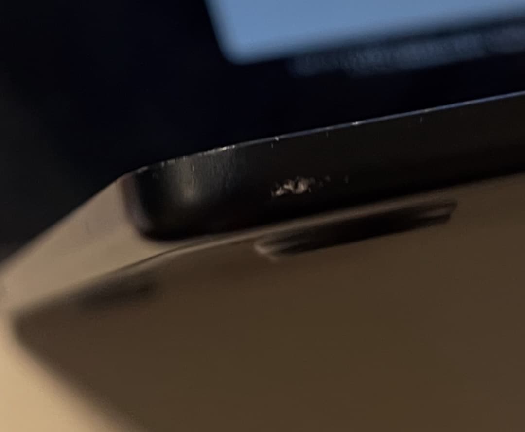 MacBook Air M2 13.6 UKキー　＋新品2ポート35wアダプタ