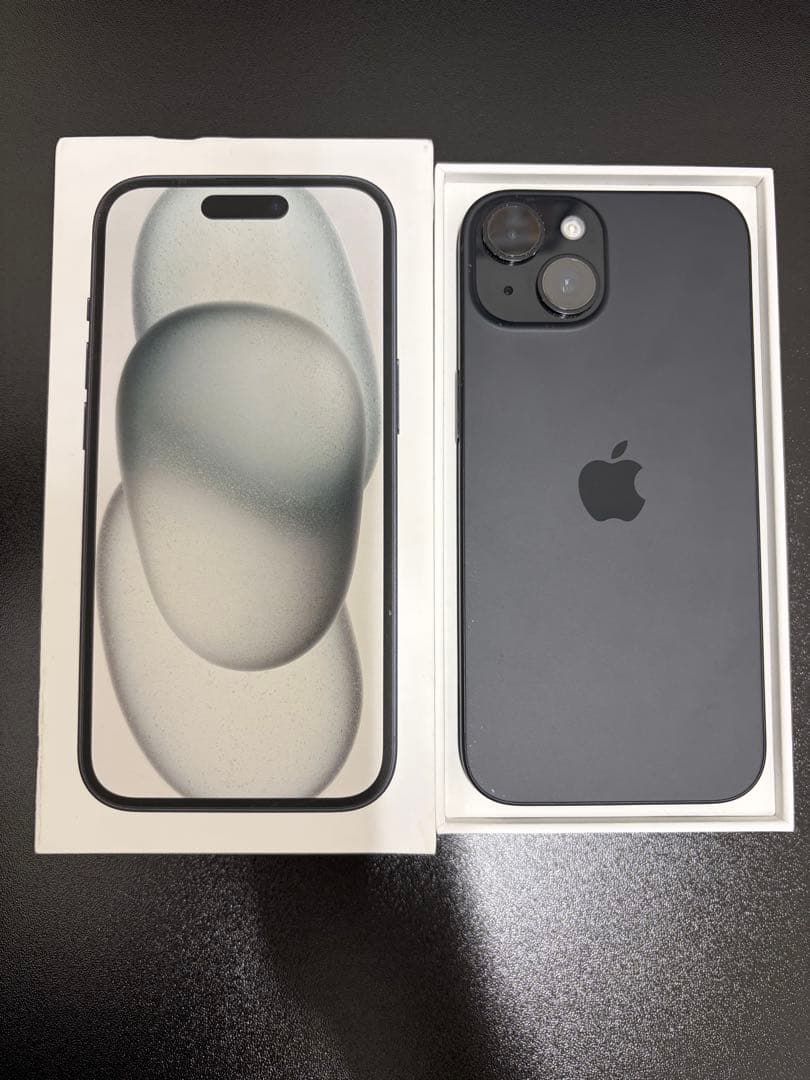 iPhone 15 ブラック