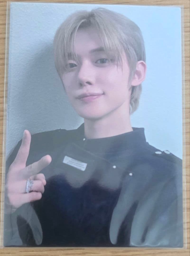 TXT ACT:TOMORROW メモリアルスリーブファイル トレカ ヨンジュン