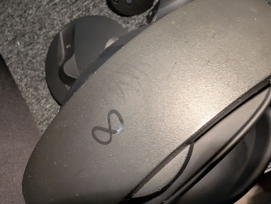  Quest Pro、キャリングケース、5mケーブル、イヤホン