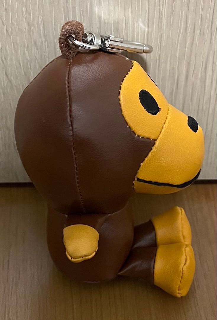 あ*り様 BAPE エイプ　ベビーマイロ 合成皮革　キーチェーン