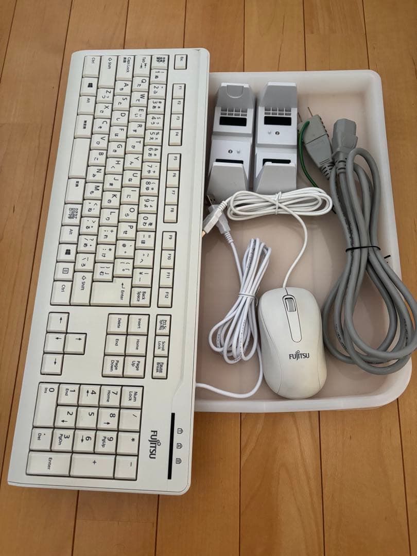 FUJITSU ESPRIMO D588/CX office（プロダクトキー付）