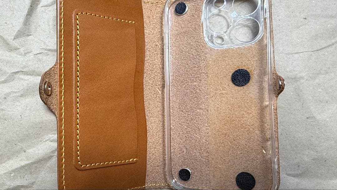 iPhone16pro 本革手帳タイプ 栃木レザー おまけ付き