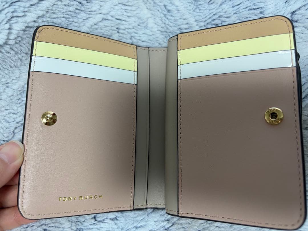 【美品】トリーバーチ ピンク 二つ折り財布