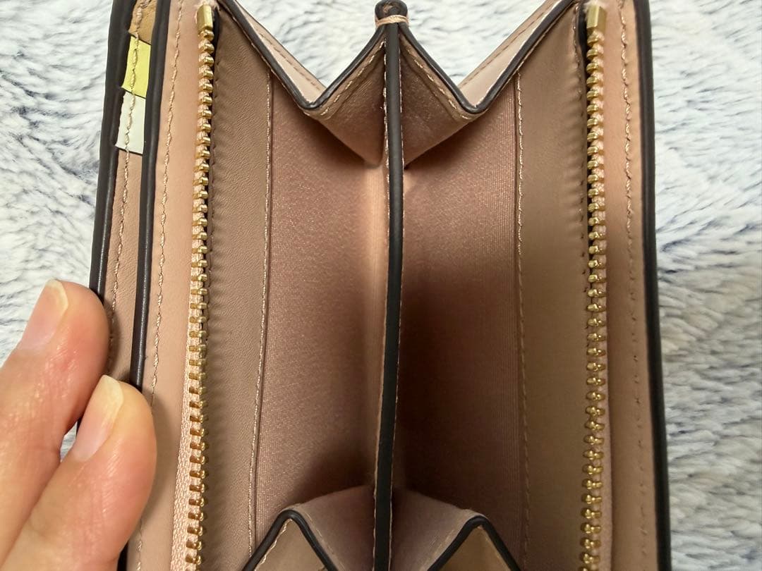 【美品】トリーバーチ ピンク 二つ折り財布