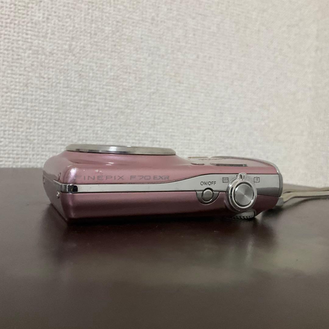FUJIFILM FinePix F70EXR 本体