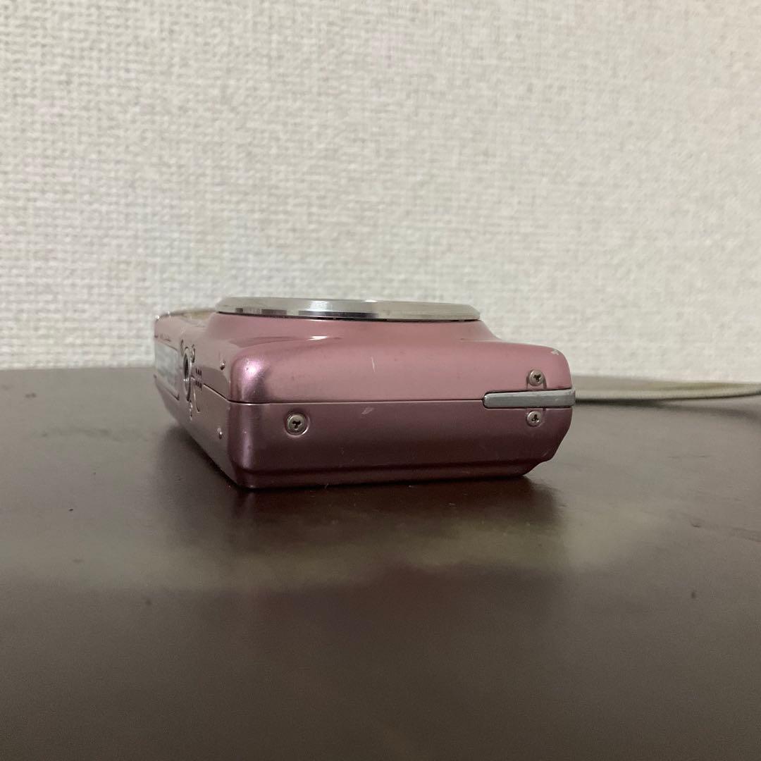 FUJIFILM FinePix F70EXR 本体