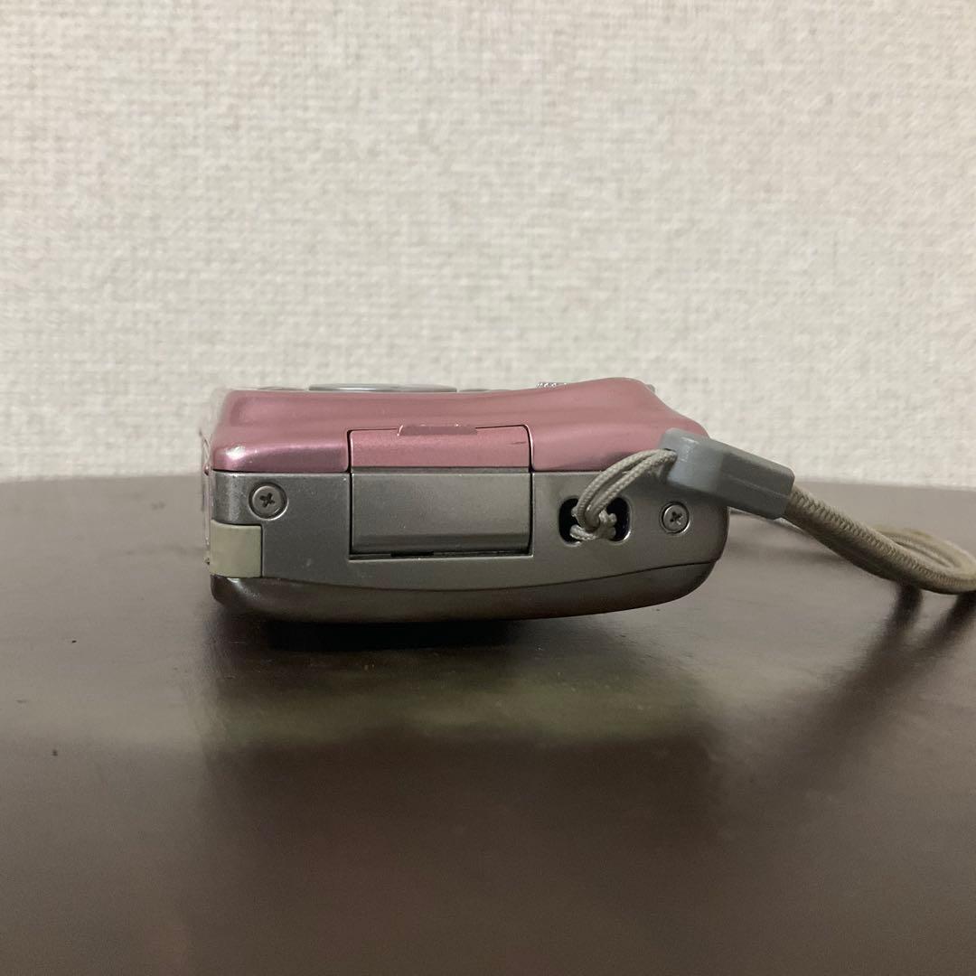 FUJIFILM FinePix F70EXR 本体