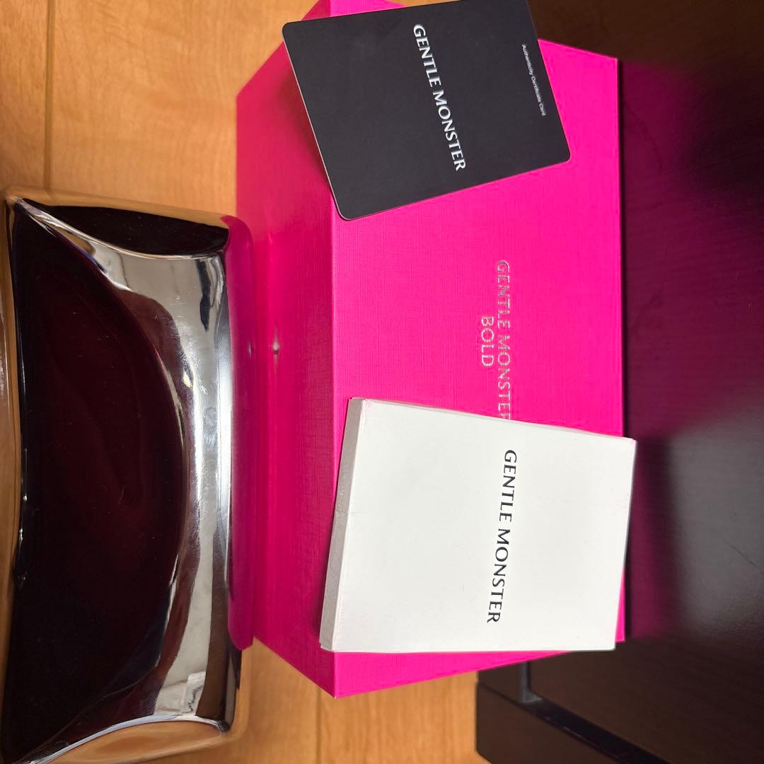 GENTLE MONSTER サングラス　Antenna 01