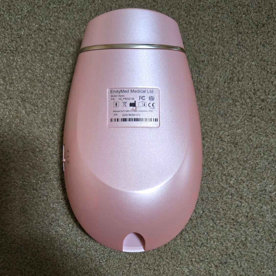 美顔器 NEWAリフト